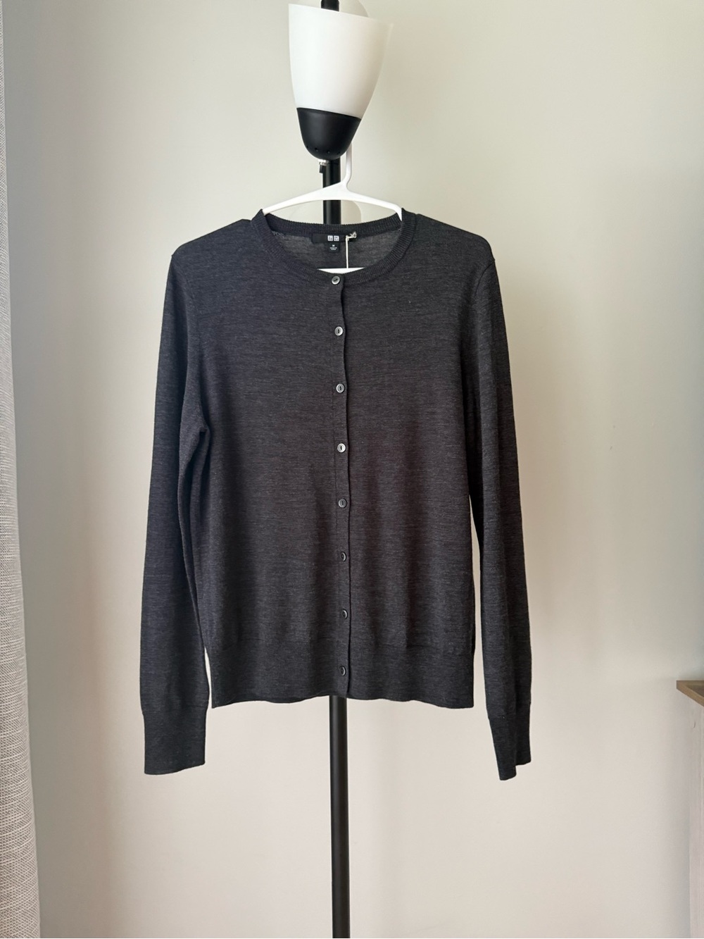 Uniqlo Women’s Pure New Wool Cardigan Sweater Dark Gray Size M NWT